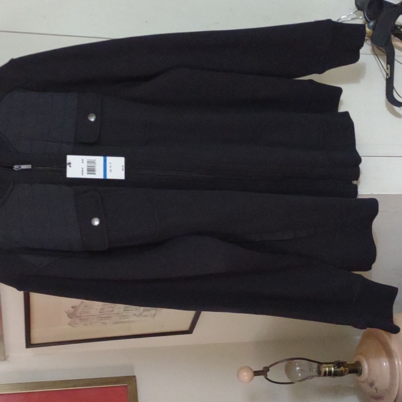 NWT means zip front sweater/jacket sz XL - Picture 2 of 8